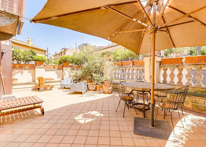 Colosseum Terrace Apartment